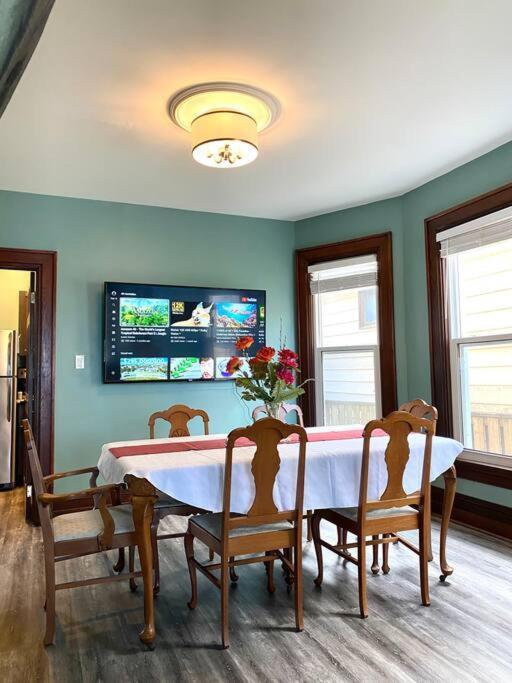 Cozy Suite-Walk To The Falls! Niagara Falls Extérieur photo
